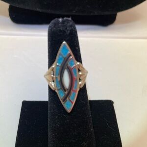 Vintage Sterling Silver Hummingbird Pattern Crushed Turquoise Inlay Size 4.5